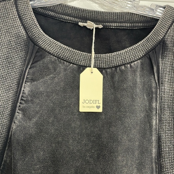 NEW DISTRESSED JODIFL MINERAL WASH BLACK TOP Large - Picture 7 of 8